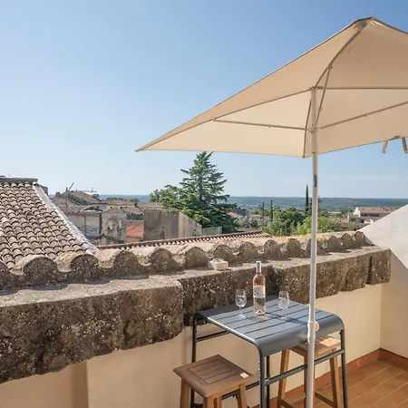 شقة Sur Les Toits D'uzes Yourhosthelper Uzès