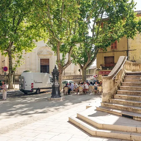 Sur Les Toits D'uzes Yourhosthelper شقة *