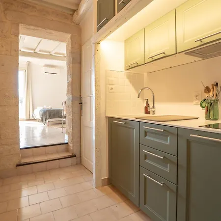 شقة Sur Les Toits D'uzes Yourhosthelper