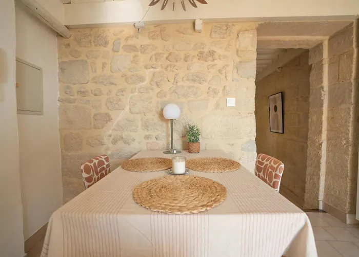דירה Sur Les Toits D'uzes Yourhosthelper